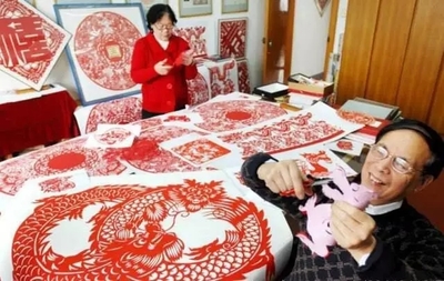 望城全方位发力‘互联网+’ 工艺品销售新模式获央媒关注