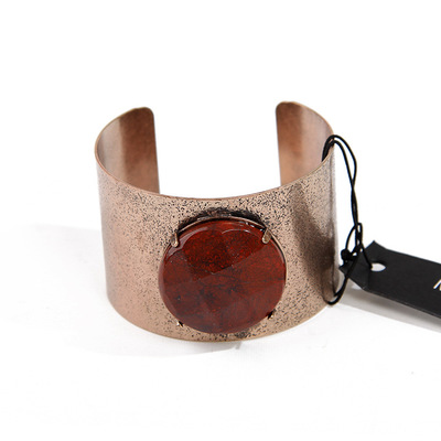 欧美风原单孤品手镯 在线批发新机遇